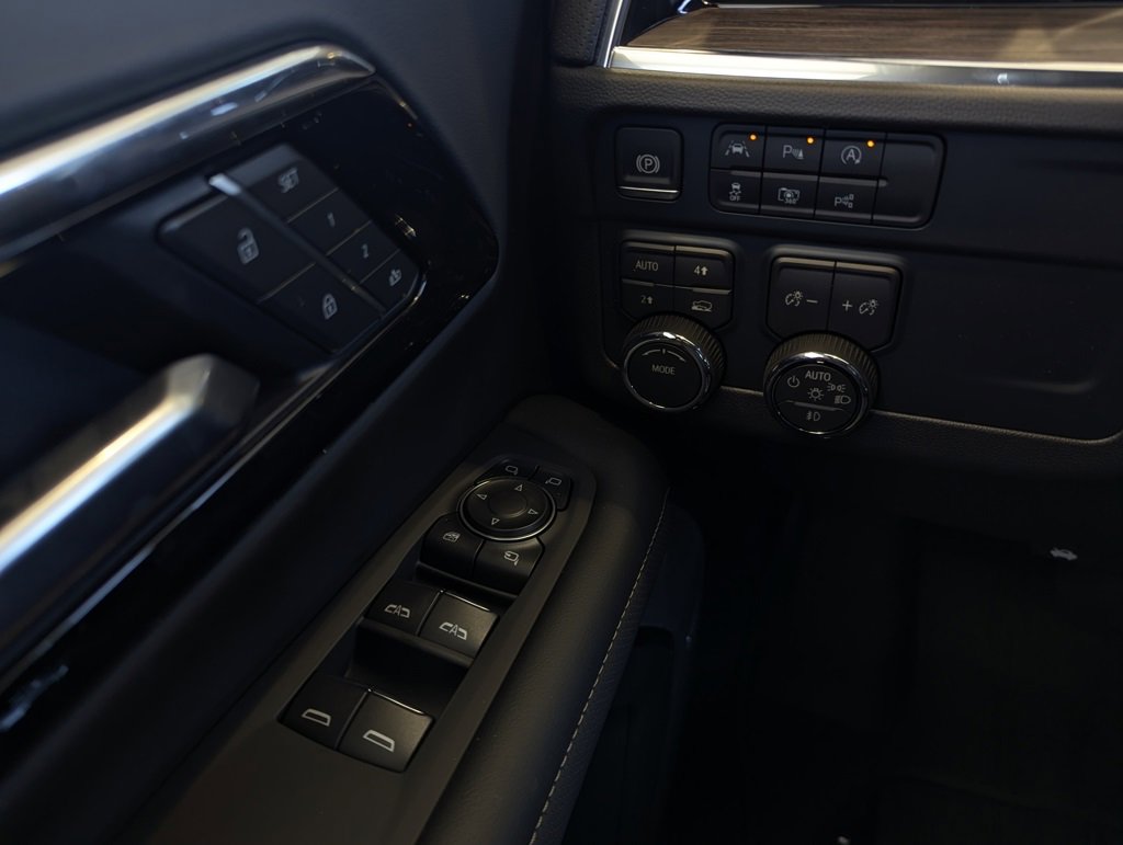 New 2026 Chevrolet Tahoe Premier image 21