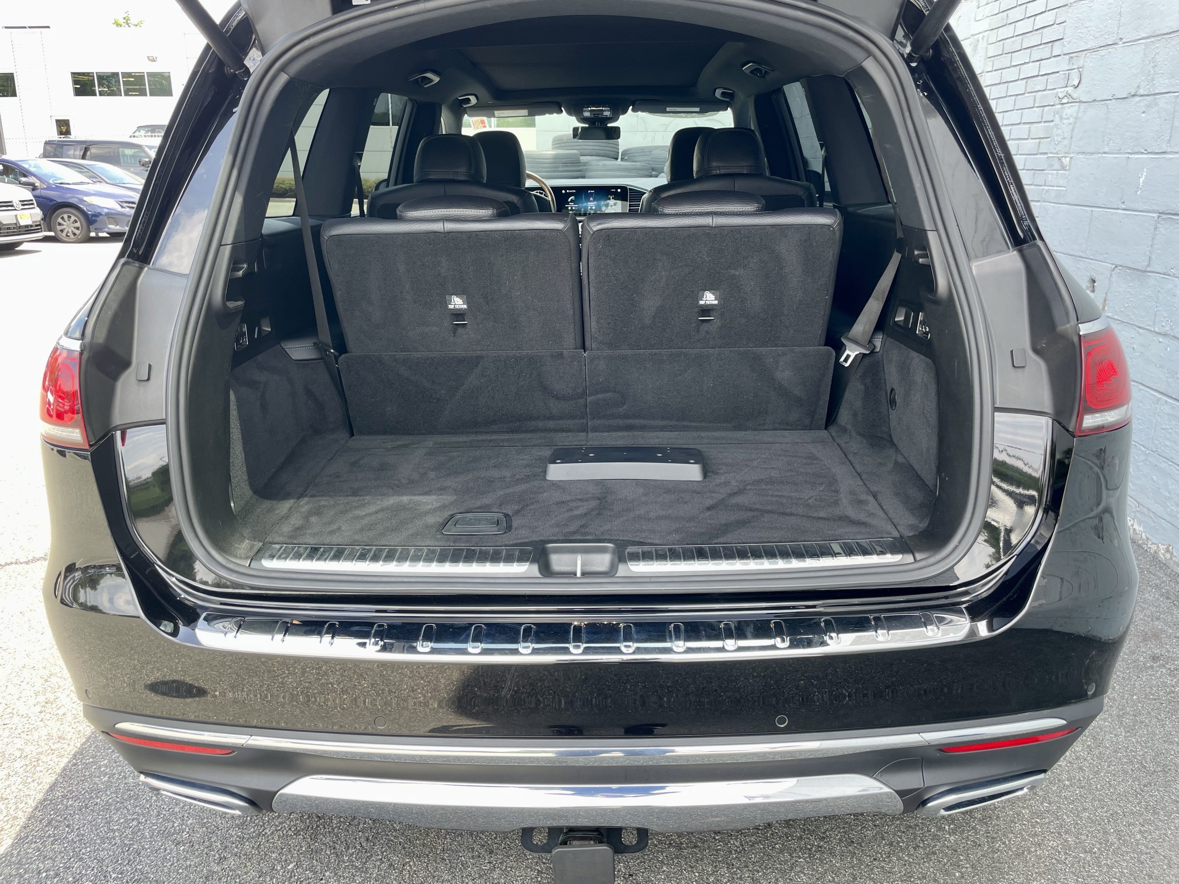Used 2022 Mercedes-Benz GLS 450 4MATIC image 40