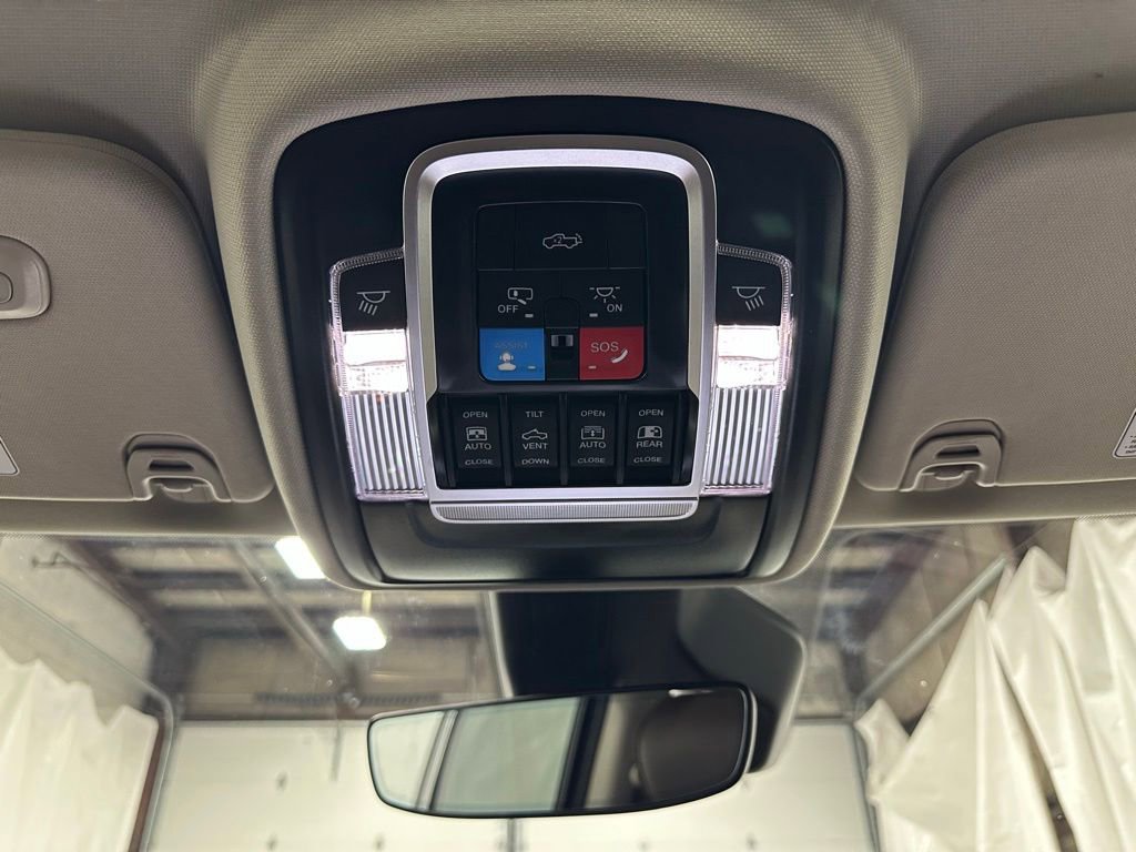 Used 2026 RAM 1500 Limited AWD/4WD image 37