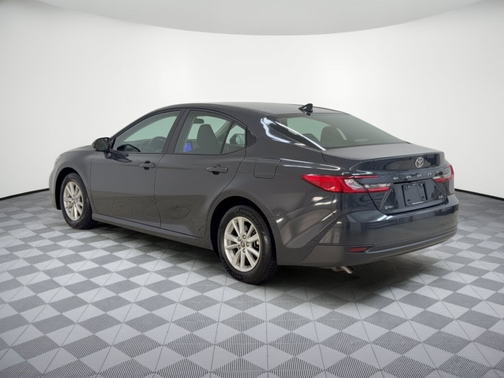 Used 2025 Toyota Camry LE FWD image 3