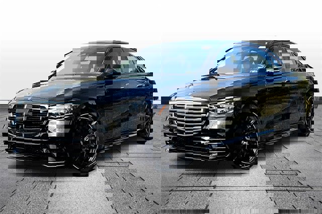 New 2025 Mercedes-Benz S 580 4MATIC Sedan image 2