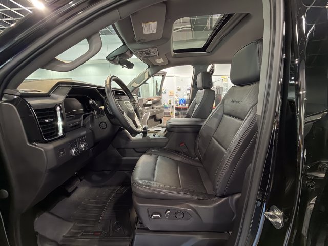 Used 2023 GMC Sierra 1500 Denali w/ Denali Reserve Package AWD/4WD image 12