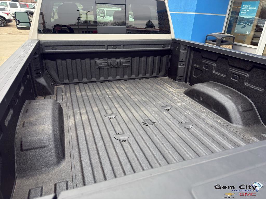 New 2026 GMC Sierra 3500 AT4 w/ AT4 Premium Plus Package image 8