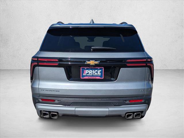 Used 2024 Chevrolet Traverse LT image 7