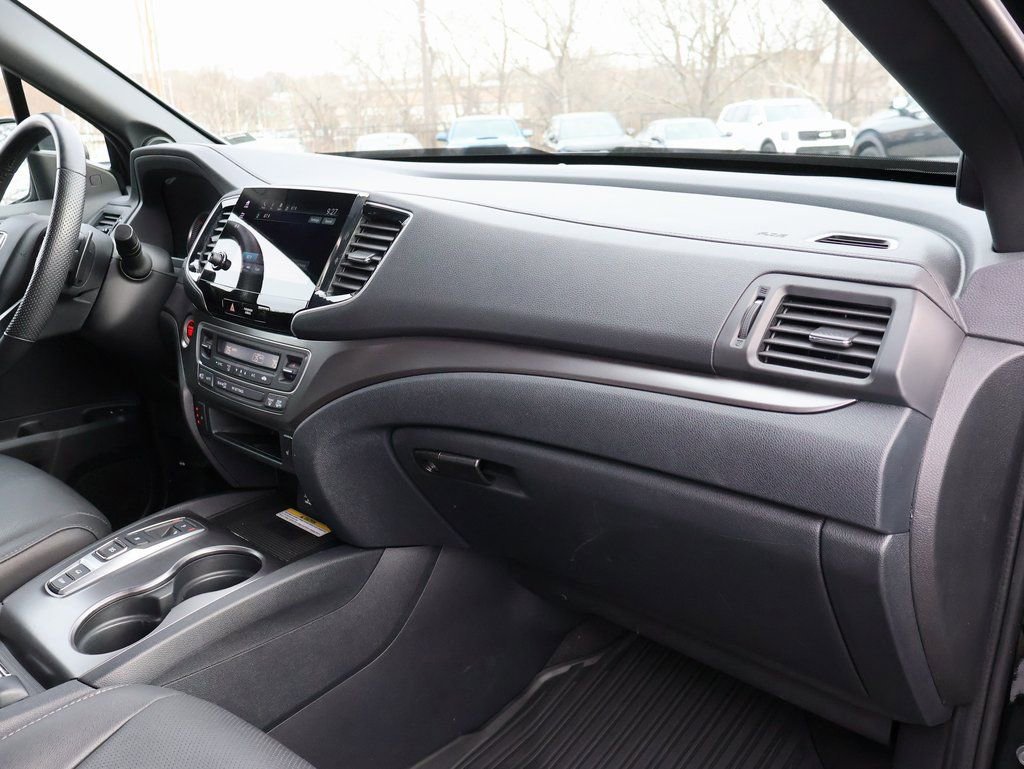 Certified 2023 Honda Passport EX-L image 9