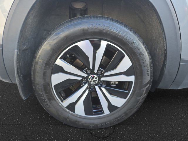 Used 2024 Volkswagen Atlas SE FWD image 31