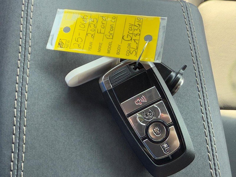 New 2025 Ford Bronco Badlands image 30