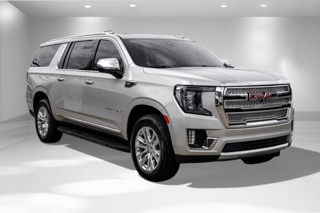 Used 2021 GMC Yukon XL SLT w/ SLT Premium Package image 6