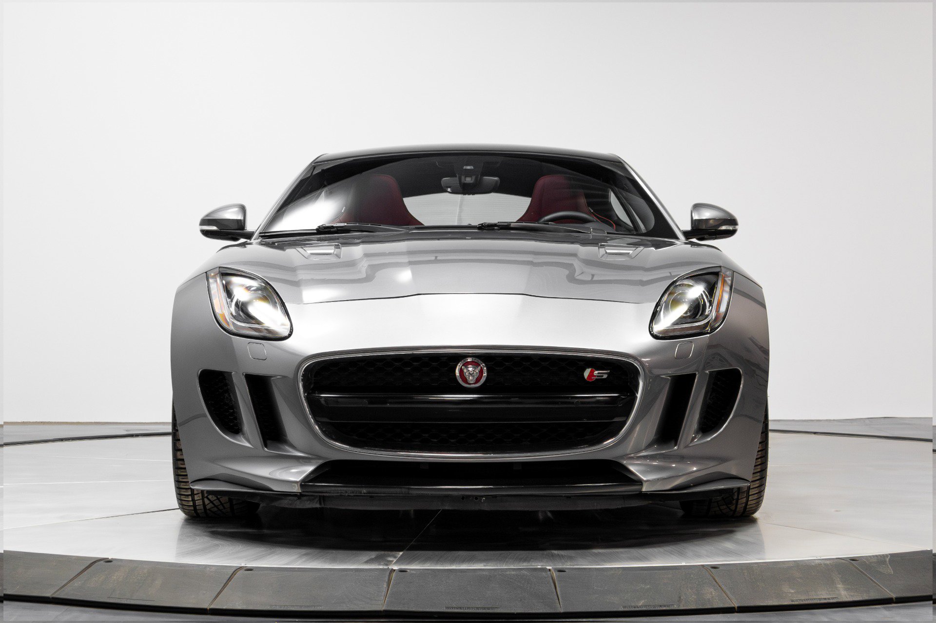 Used 2016 Jaguar F-TYPE S image 24