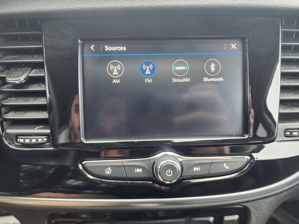 Certified 2022 Buick Encore Preferred image 39