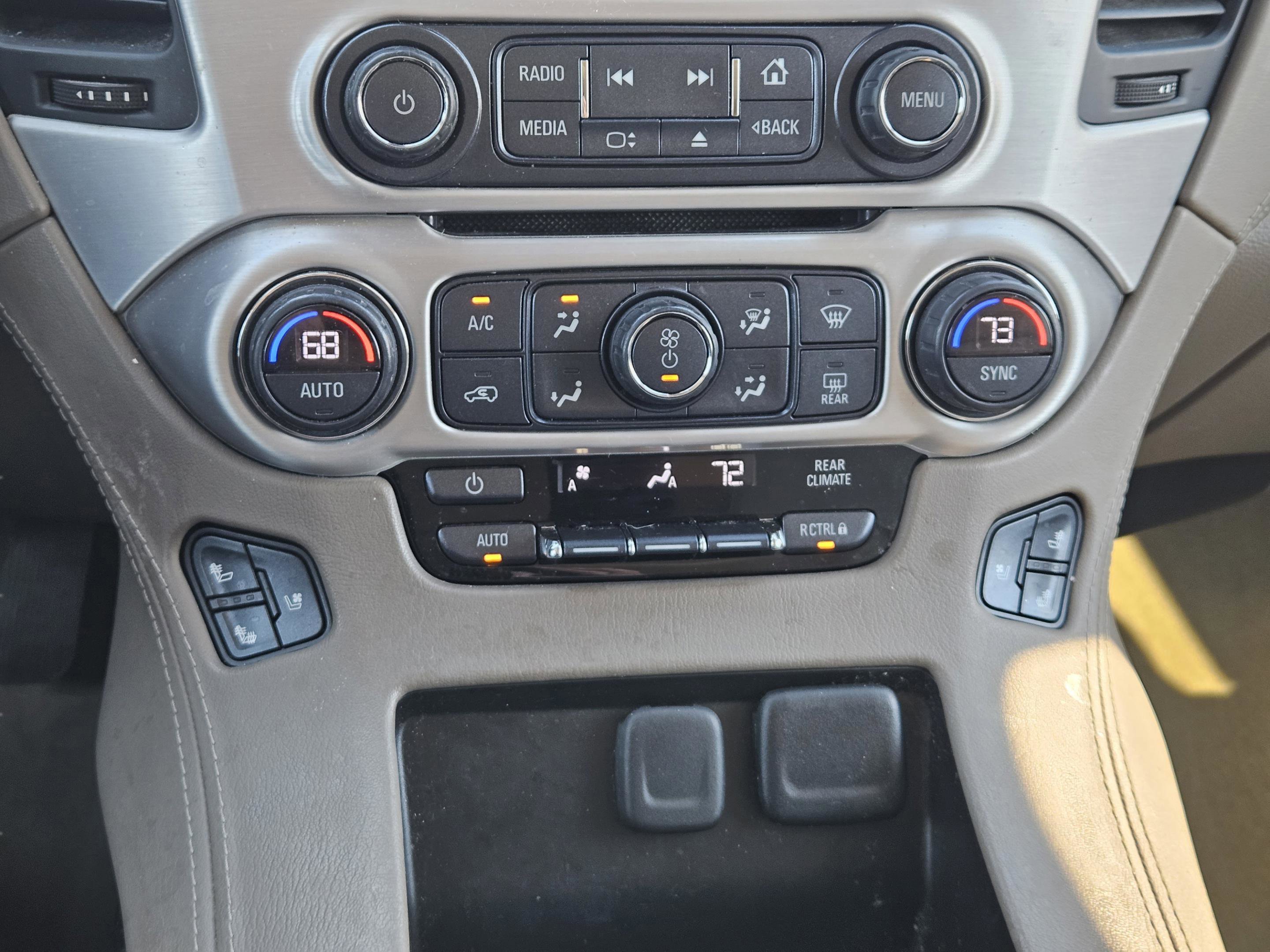 Used 2017 GMC Yukon SLT w/ Open Road Package image 19