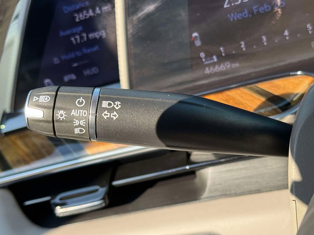 Used 2023 Cadillac Escalade Sport Platinum image 32