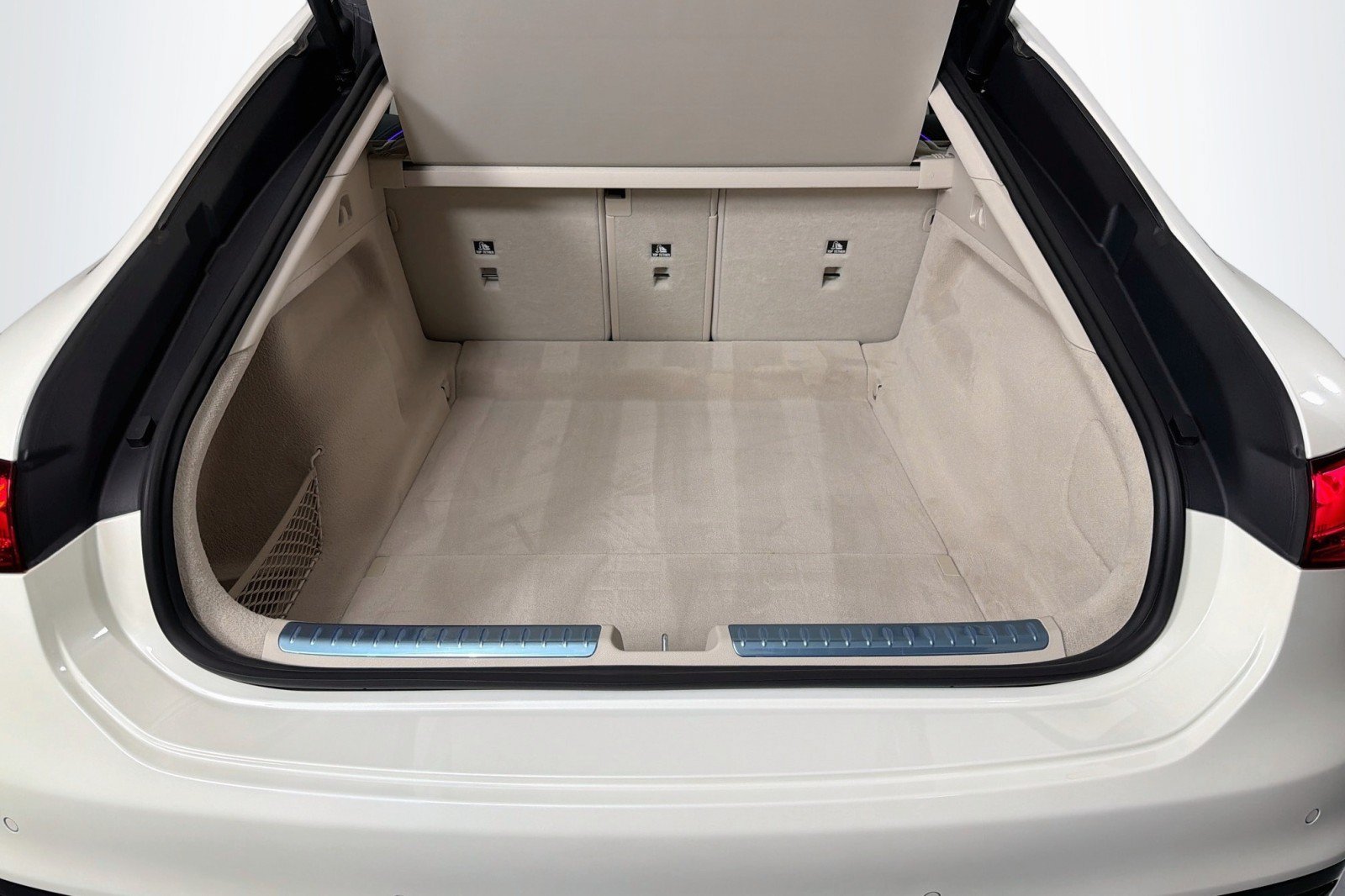 Certified 2023 Mercedes-Benz EQS 580 4MATIC Sedan image 23