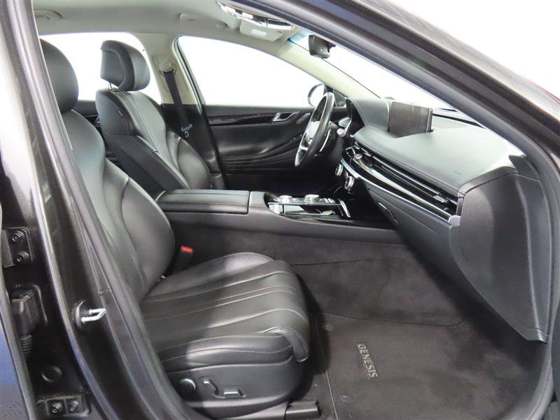Used 2023 Genesis G80 2.5T image 37