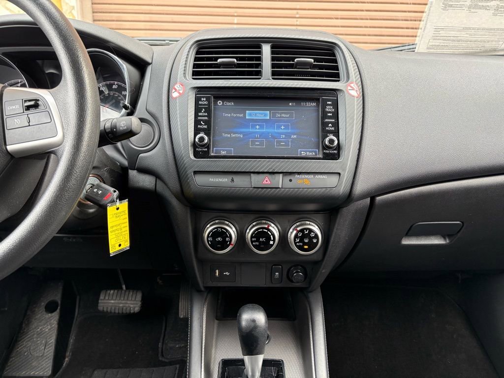 Used 2025 Mitsubishi Outlander Sport ES image 30