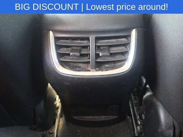 Used 2020 Chevrolet Malibu LT FWD image 17