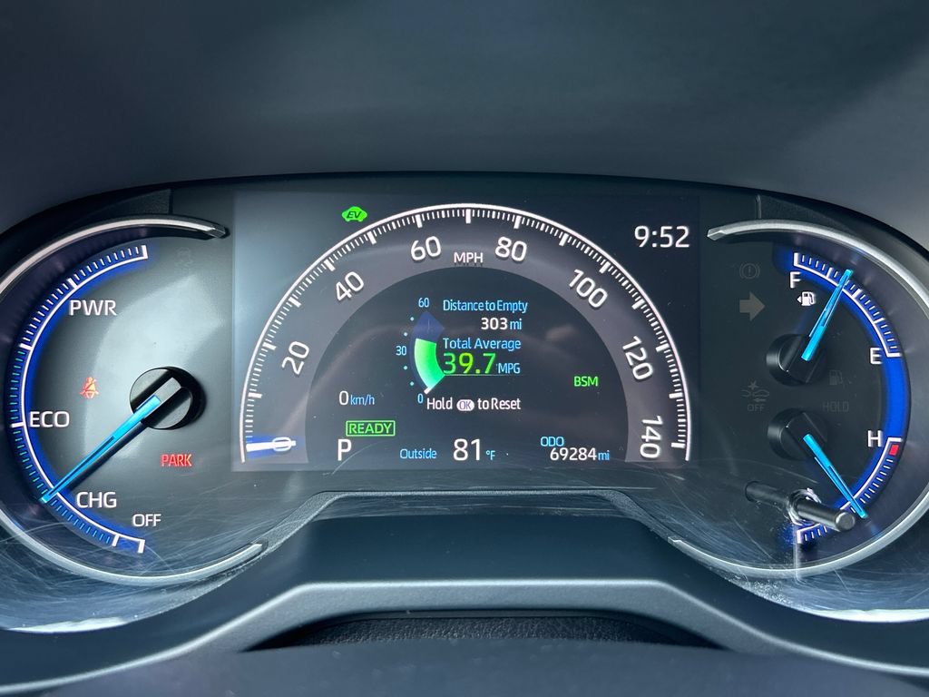 Used 2020 Toyota RAV4 XSE AWD/4WD image 10