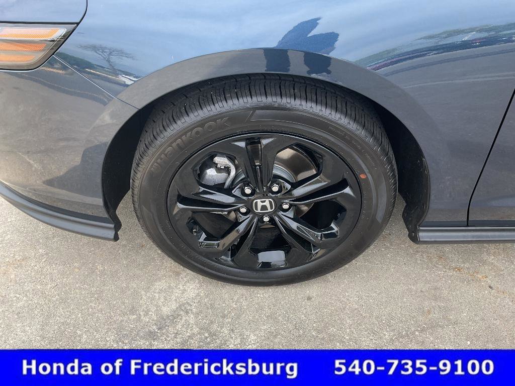 Used 2025 Honda Accord SE image 10