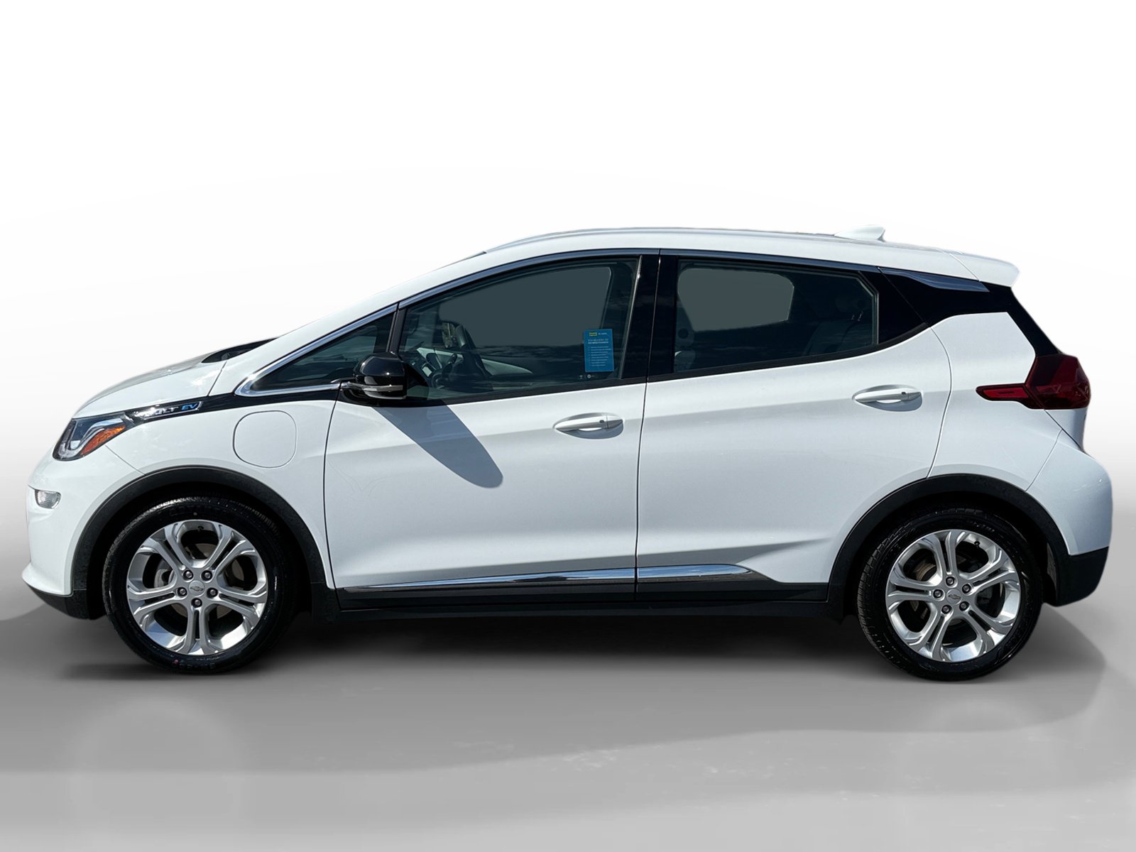 Used 2018 Chevrolet Bolt LT FWD image 2