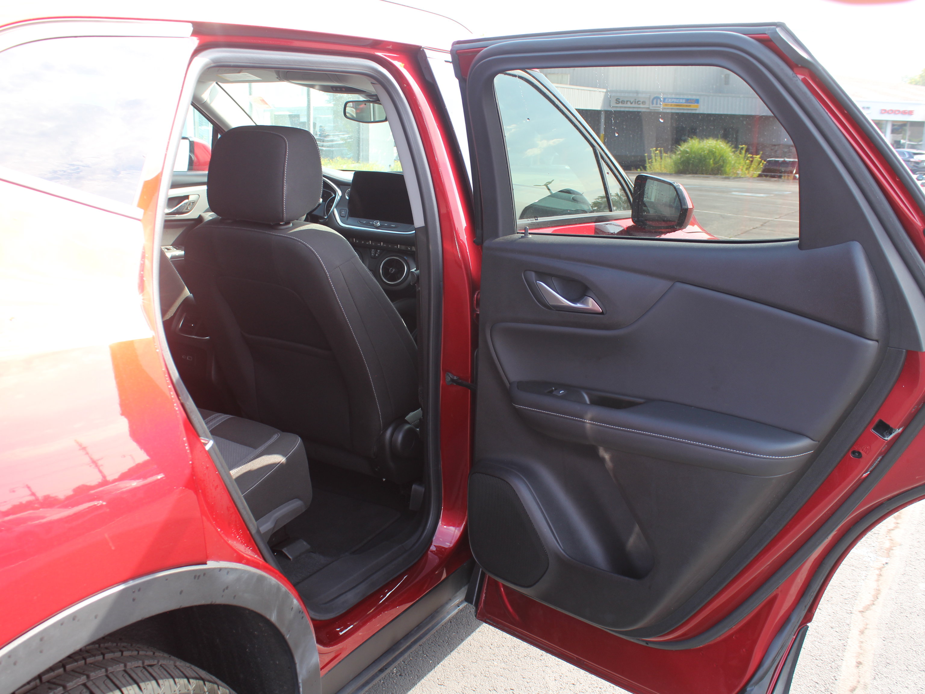 Used 2024 Chevrolet Blazer LT w/ Convenience Package AWD/4WD image 25