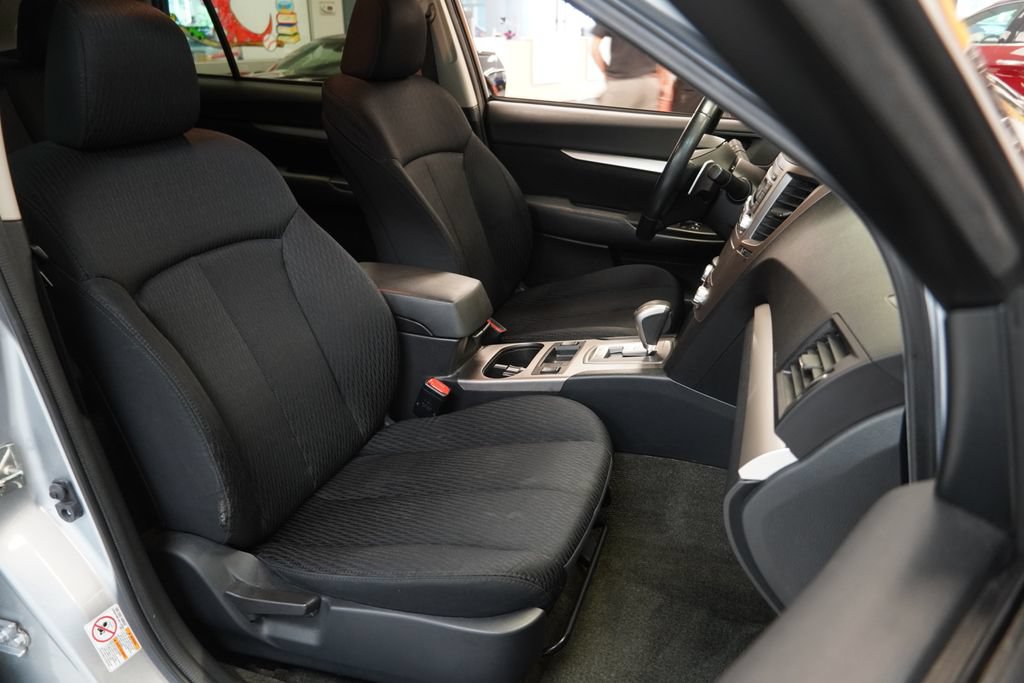 Used 2012 Subaru Outback 2.5i Premium w/ All-Weather Pkg AWD/4WD image 34