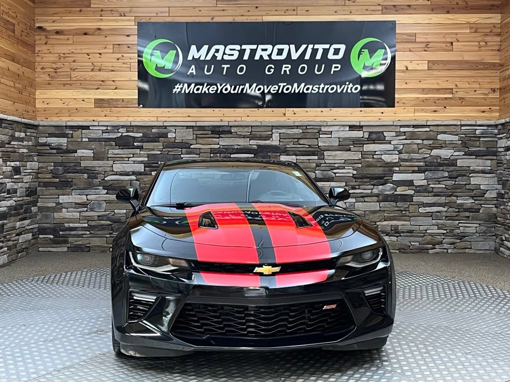 Used 2016 Chevrolet Camaro SS RWD image 4