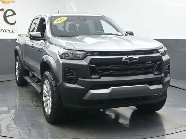 Used 2024 Chevrolet Colorado Trail Boss w/ LPO, Dark Essentials Package AWD/4WD image 49