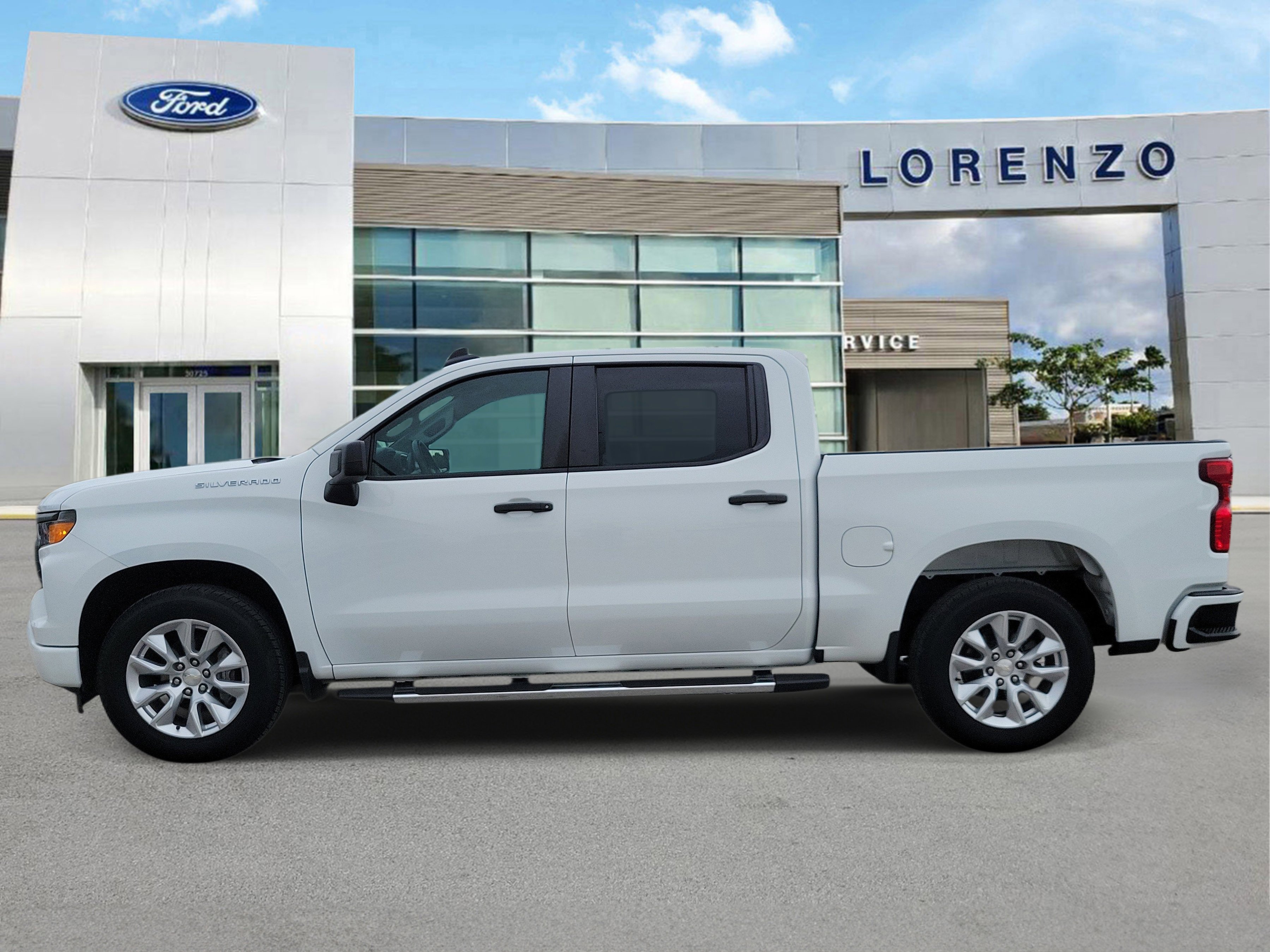 Used 2022 Chevrolet Silverado 1500 Custom RWD image 8