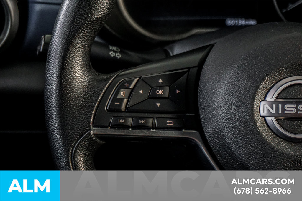 Used 2025 Nissan Versa SV FWD image 24