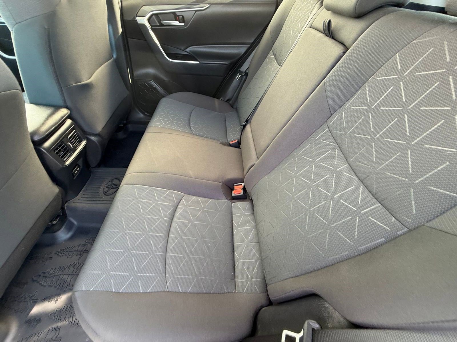 Certified 2024 Toyota RAV4 AWD Hybrid image 28