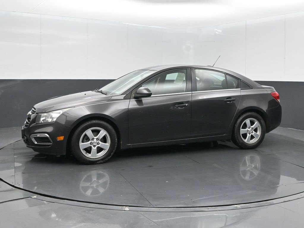 Used 2015 Chevrolet Cruze LT image 10
