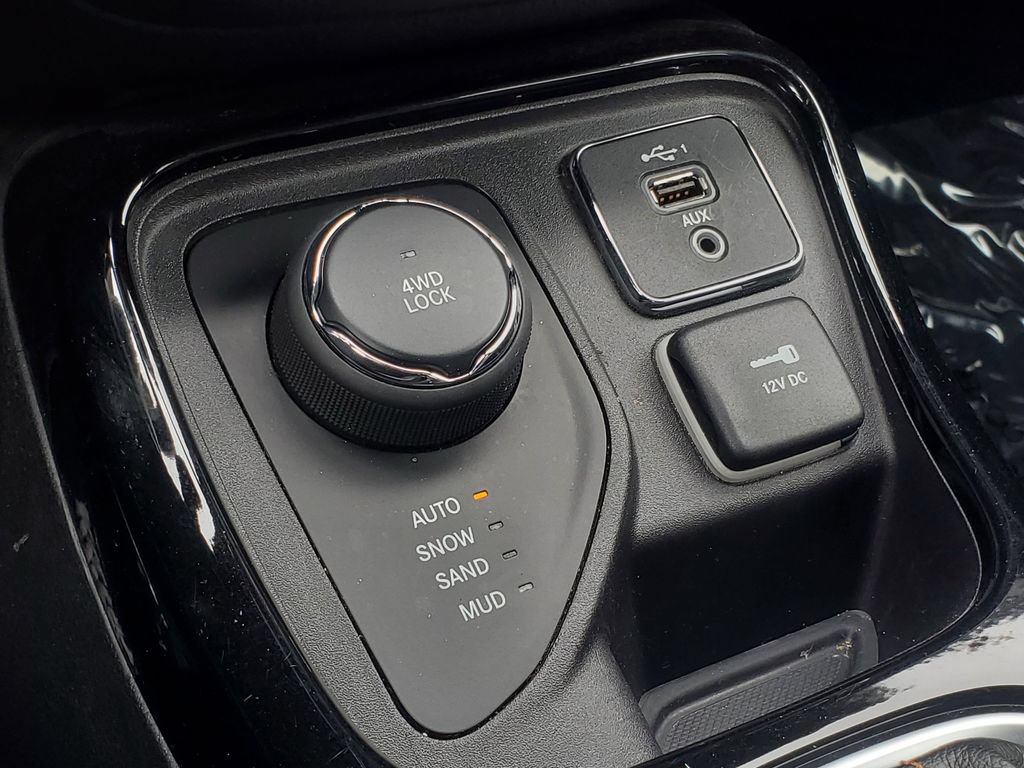Used 2019 Jeep Compass Limited AWD/4WD image 22