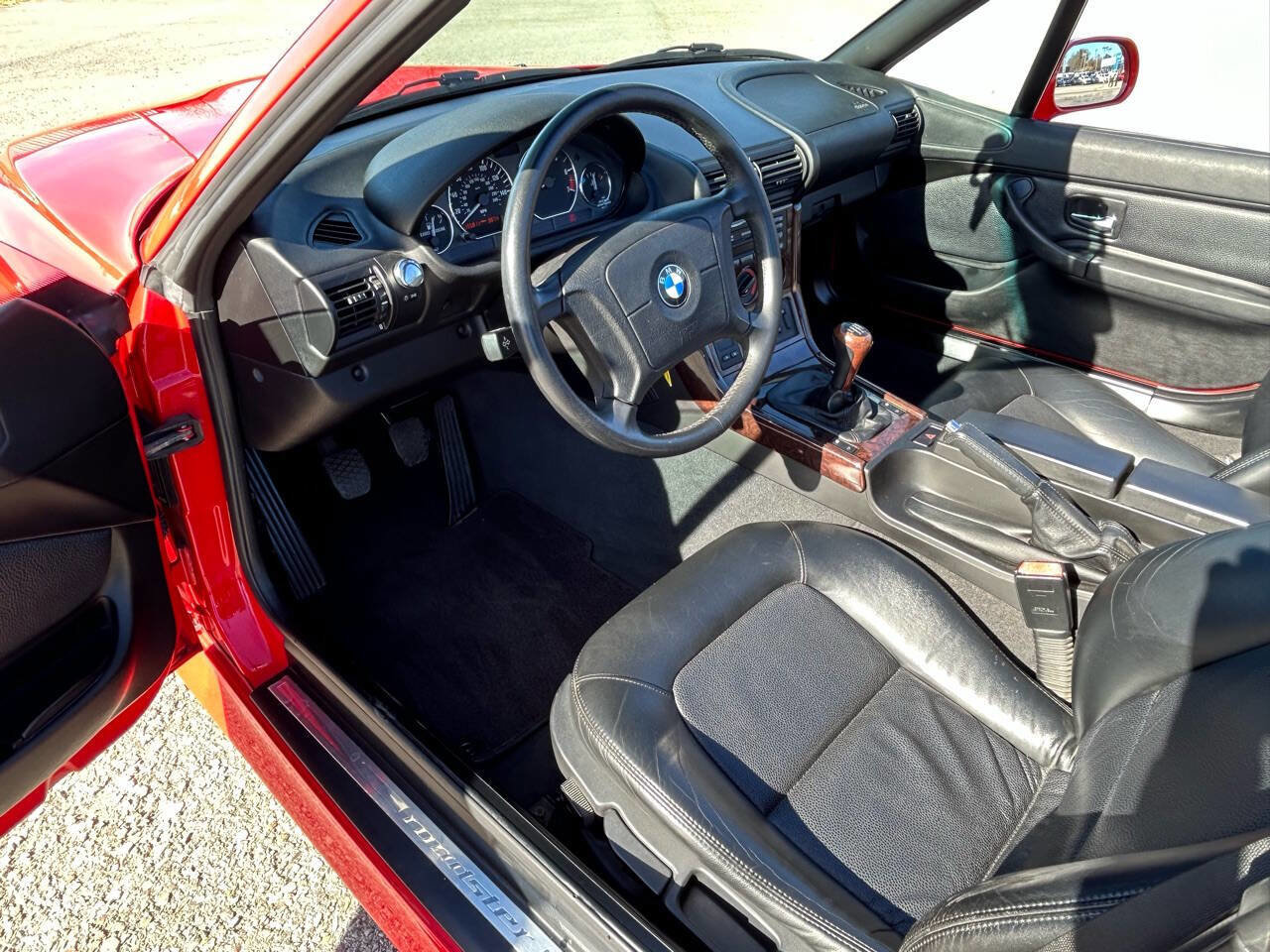 Used 1998 BMW Z3 2.8 RWD image 11