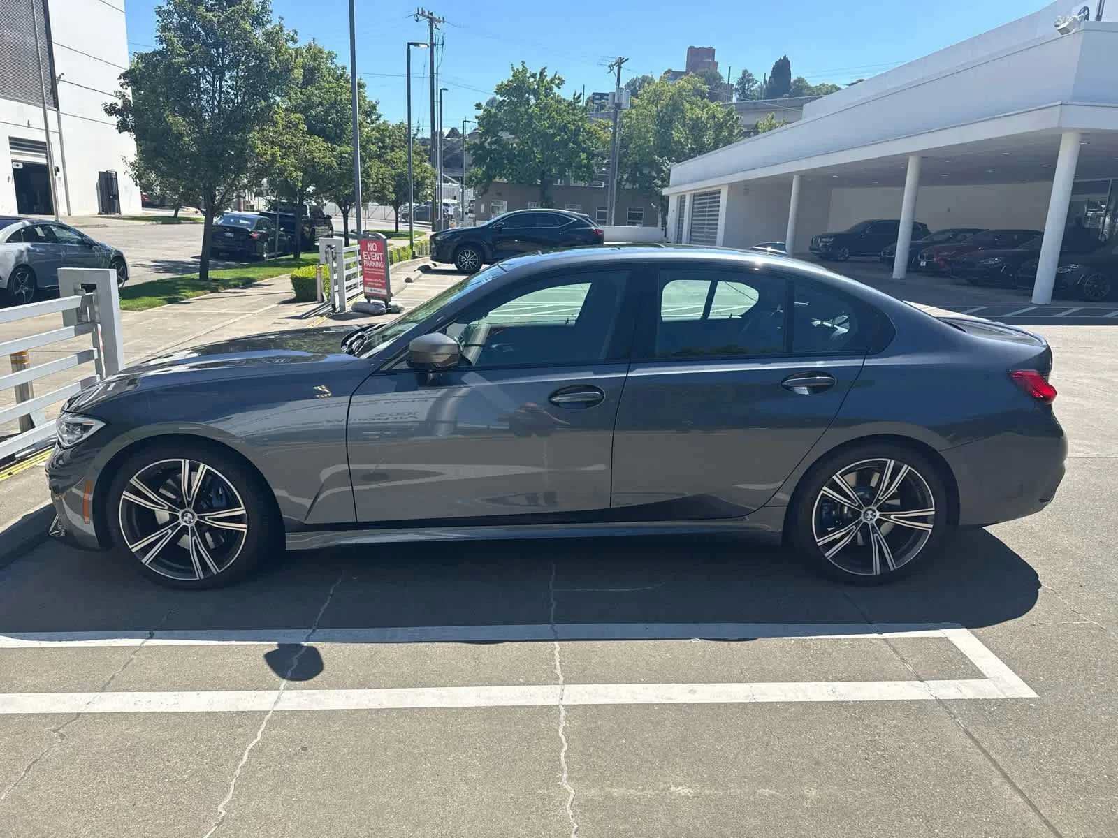 Used 2021 BMW M340i xDrive w/ Executive Package AWD/4WD image 2