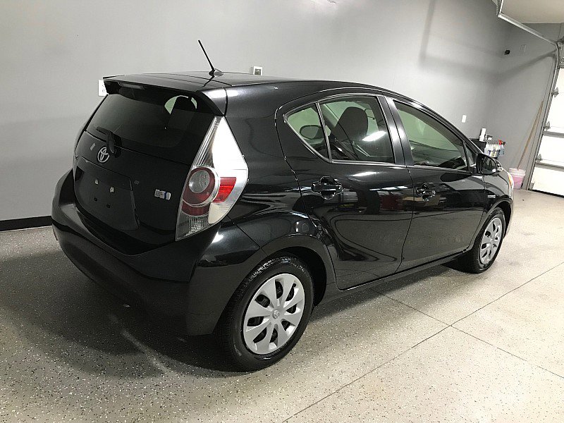 Used 2014 Toyota Prius C Two image 3