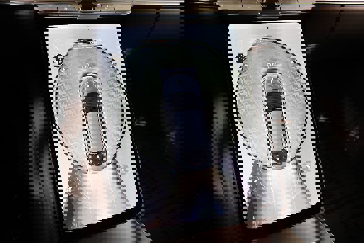 Used 2024 Lucid Air Touring image 19