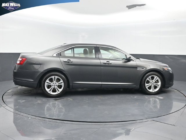 Used 2015 Ford Taurus SEL w/ Equipment Group 201A FWD image 8