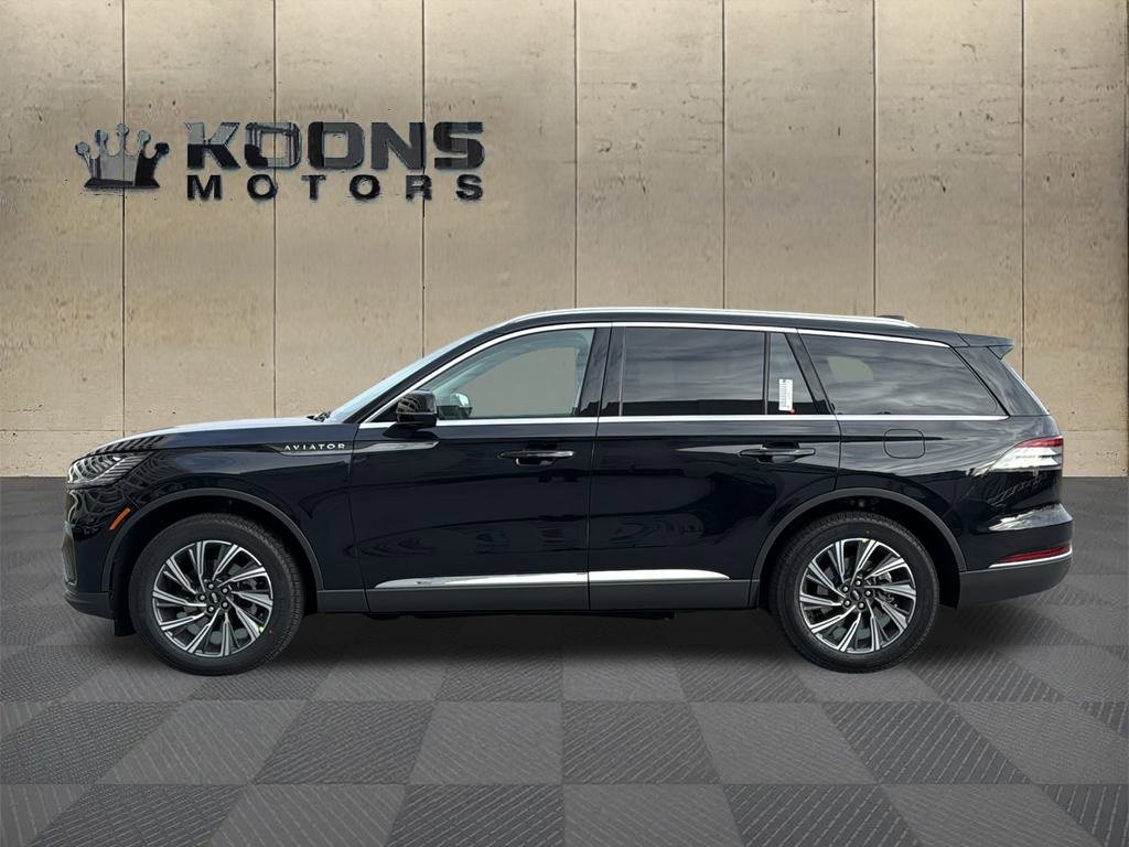 New 2026 Lincoln Aviator AWD image 2