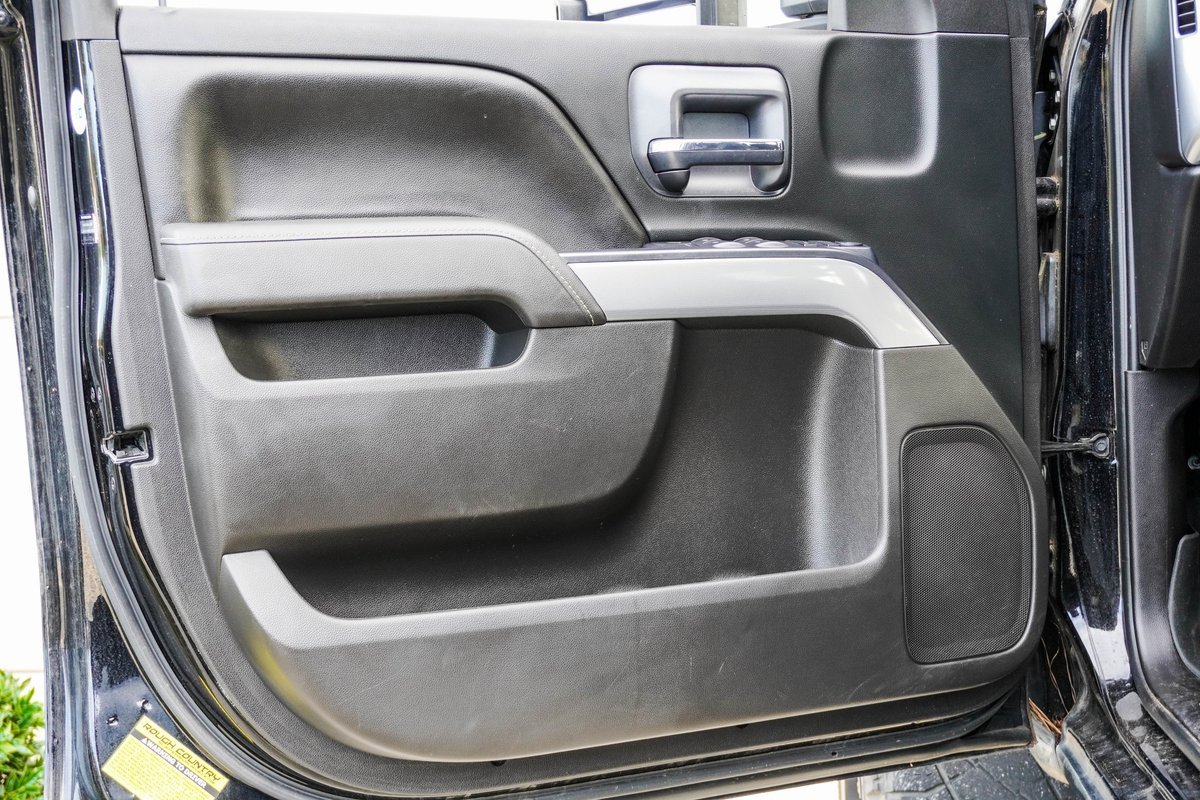 Used 2016 Chevrolet Silverado 2500 LT w/ LT Convenience Package image 13