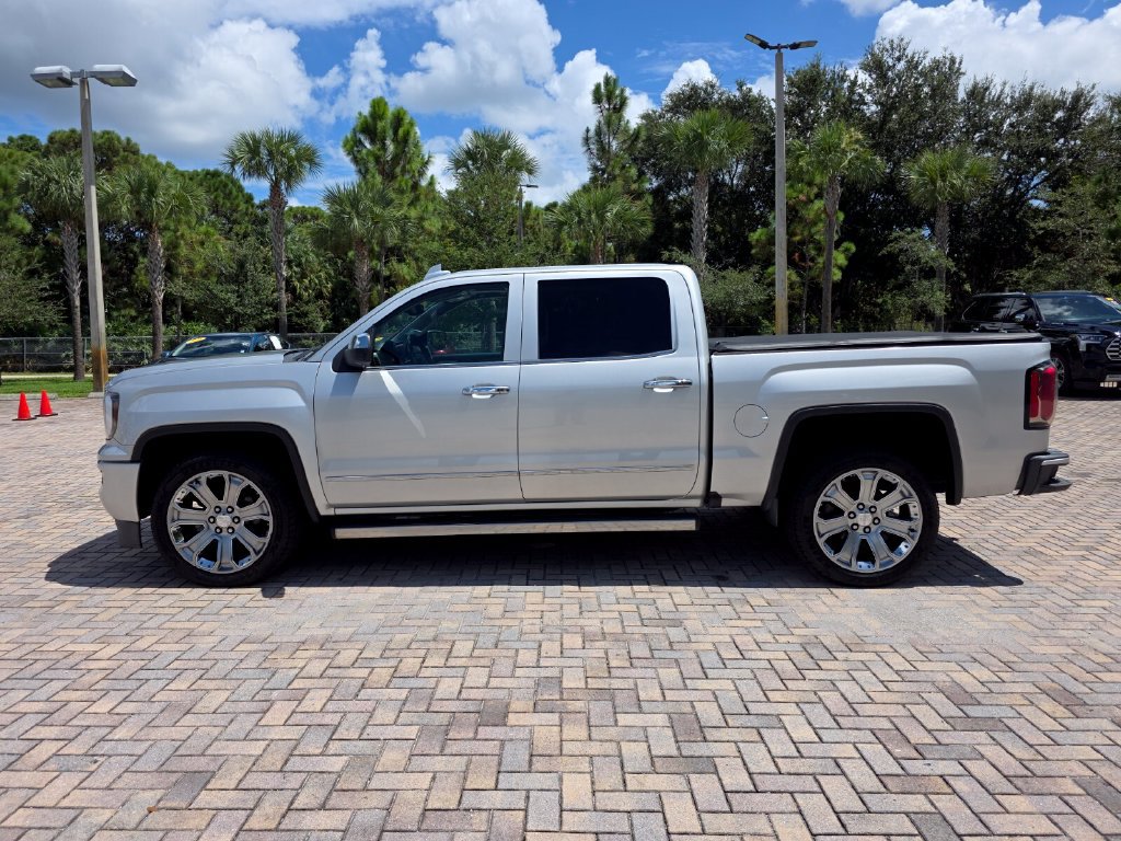 Used 2018 GMC Sierra 1500 Denali w/ Denali Ultimate Package AWD/4WD image 8