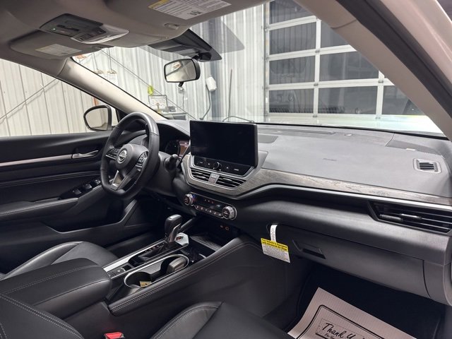 Used 2023 Nissan Altima 2.5 SL image 28