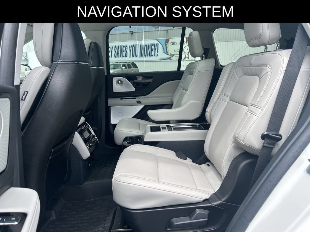 Used 2025 Lincoln Aviator Reserve w/ Equipment Group 201A AWD/4WD image 23