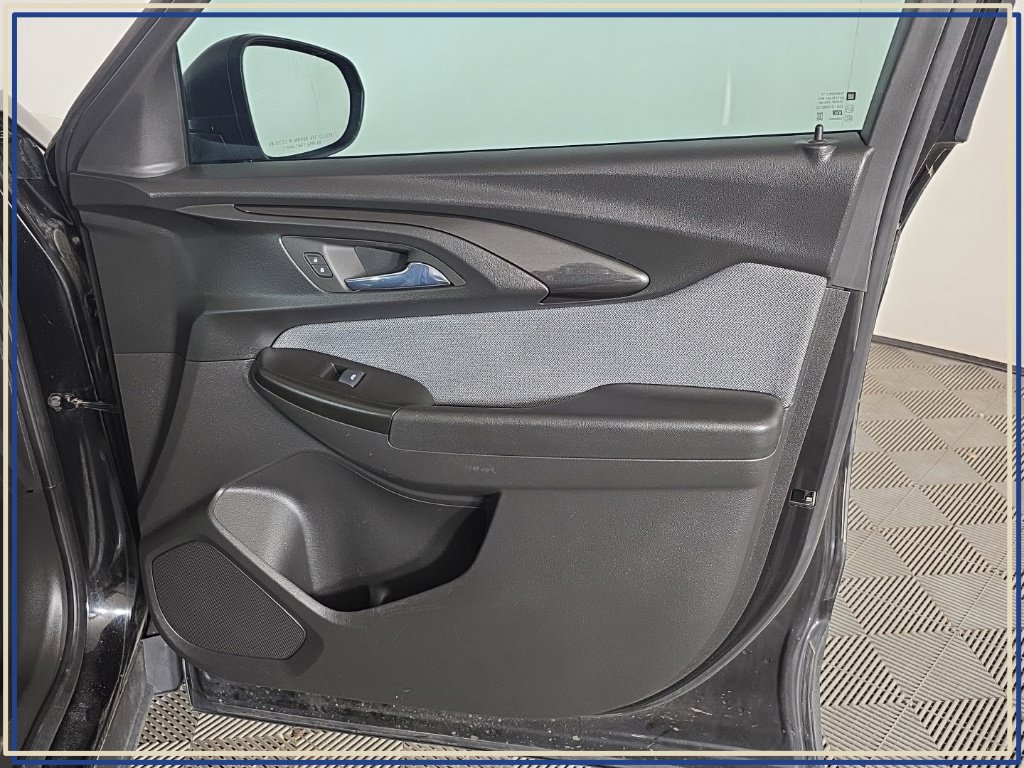Certified 2023 Chevrolet TrailBlazer LS FWD image 34