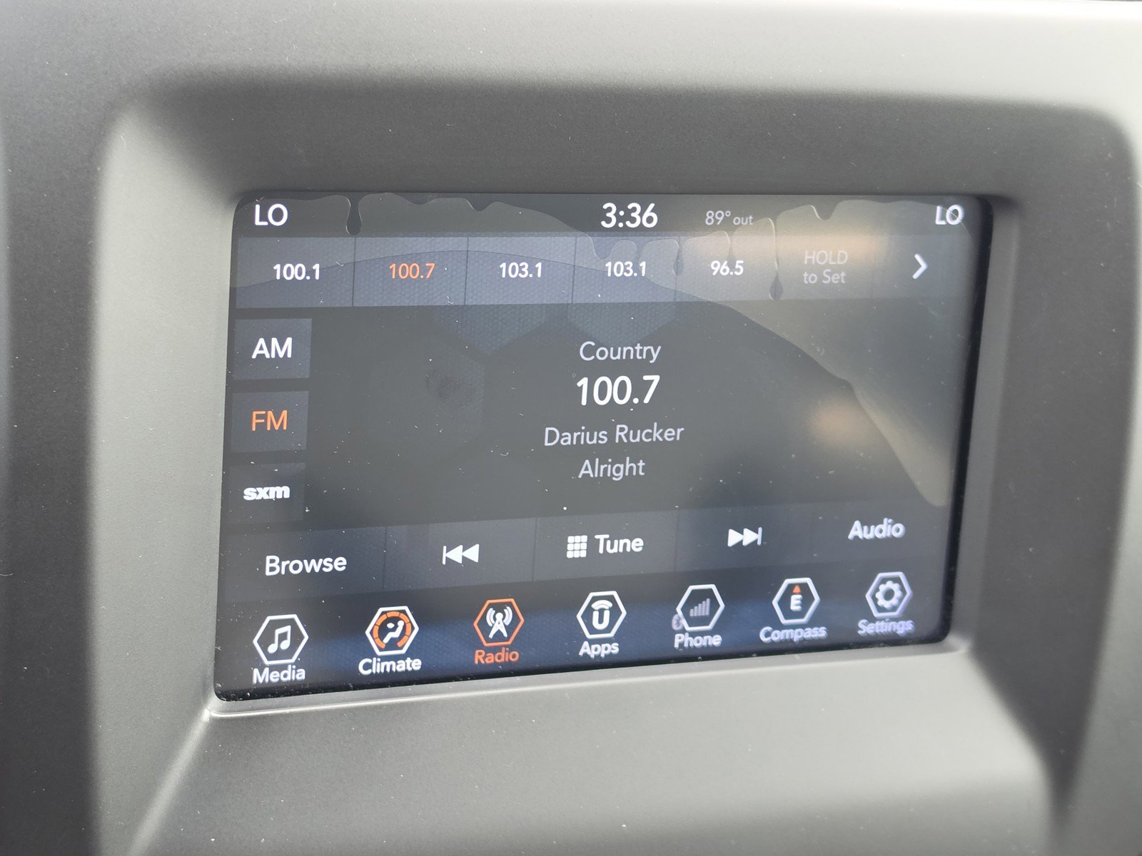 Used 2018 Jeep Compass Latitude w/ Popular Equipment Group image 22