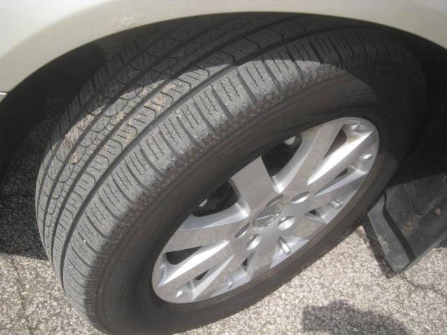 Used 2014 Chrysler Town & Country Touring FWD image 35