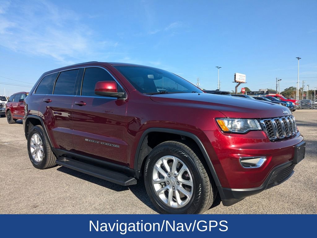Used 2022 Jeep Grand Cherokee Laredo X image 2