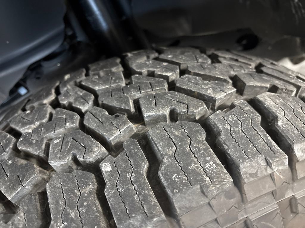 Used 2025 Jeep Gladiator Rubicon w/ Convenience Group image 30