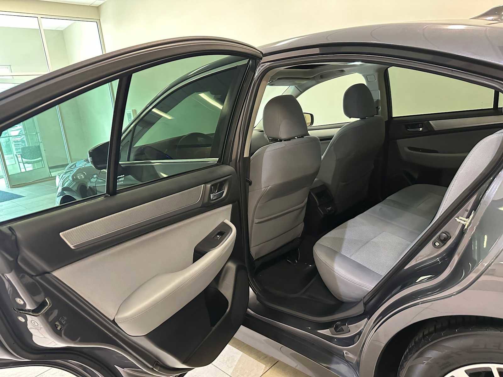 Used 2018 Subaru Legacy 2.5i Premium AWD/4WD image 25