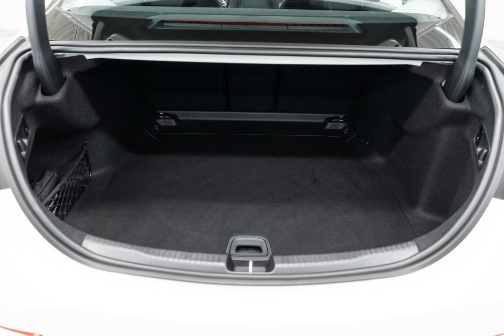 Used 2025 Mercedes-Benz C 300 4MATIC Sedan image 31