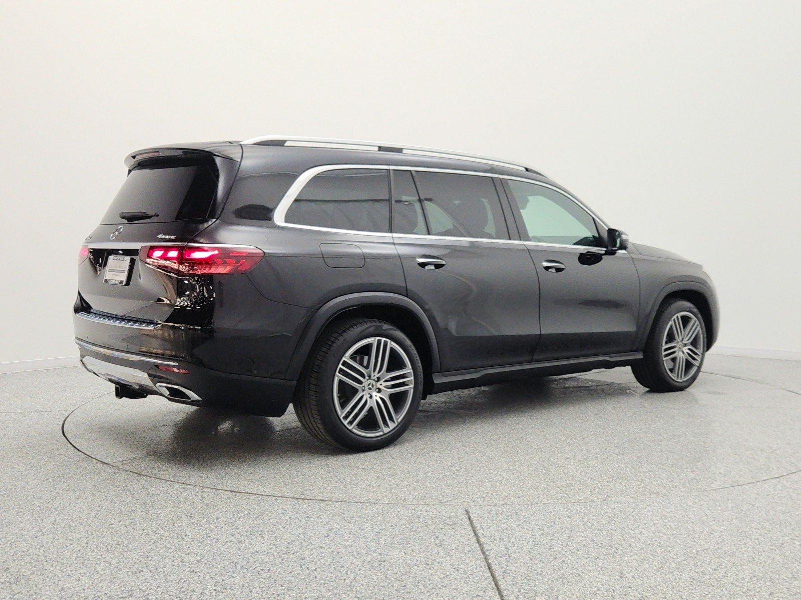 Certified 2025 Mercedes-Benz GLS 450 4MATIC image 5